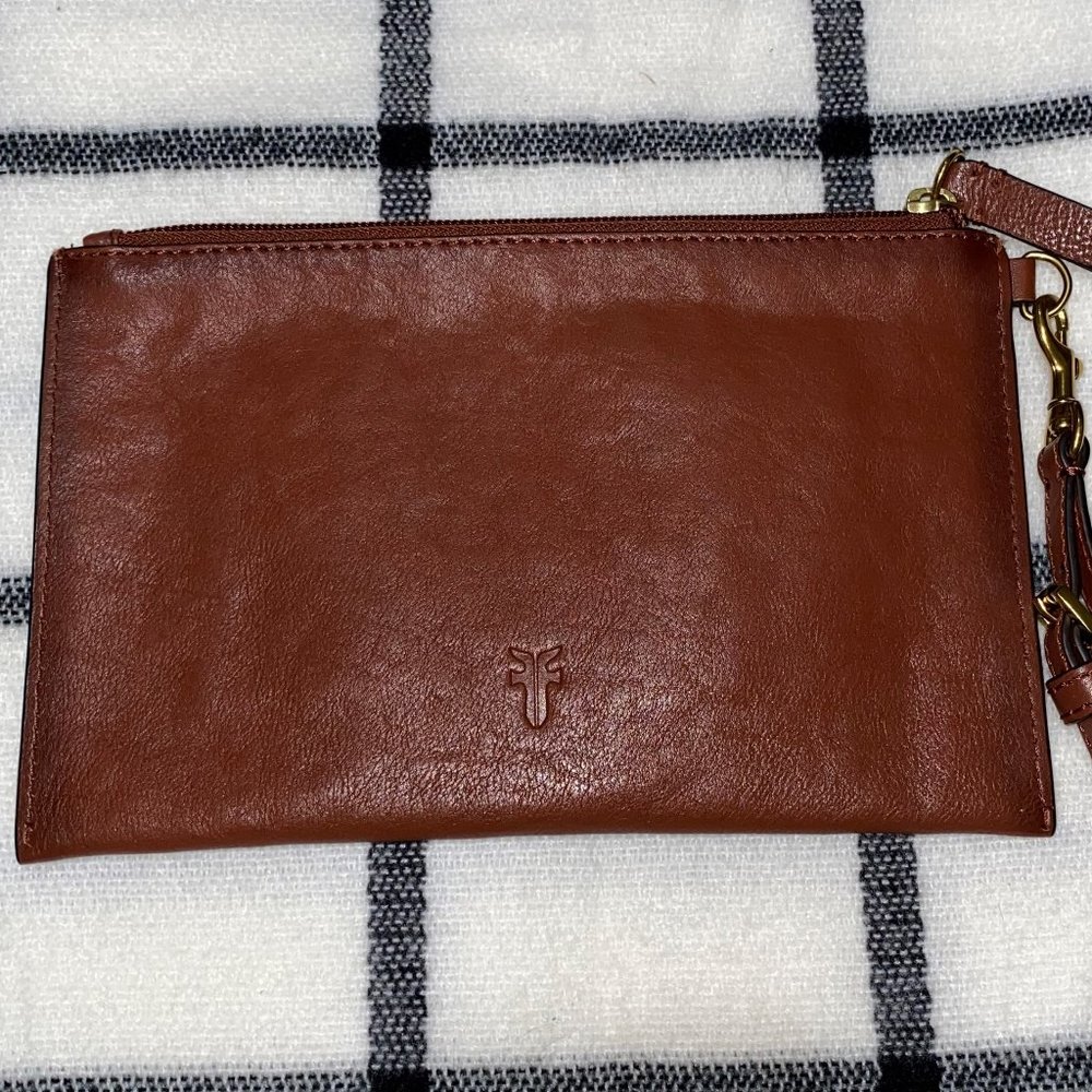 FRYE leather wristlet